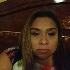 Meet your Posher, Gloria